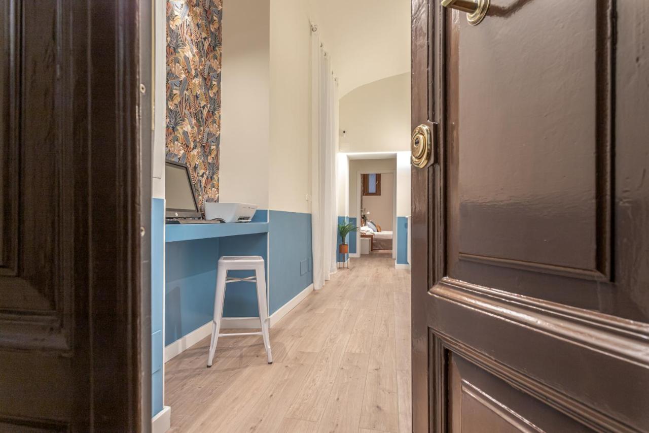 רומא Vittoria Garden Suites מראה חיצוני תמונה